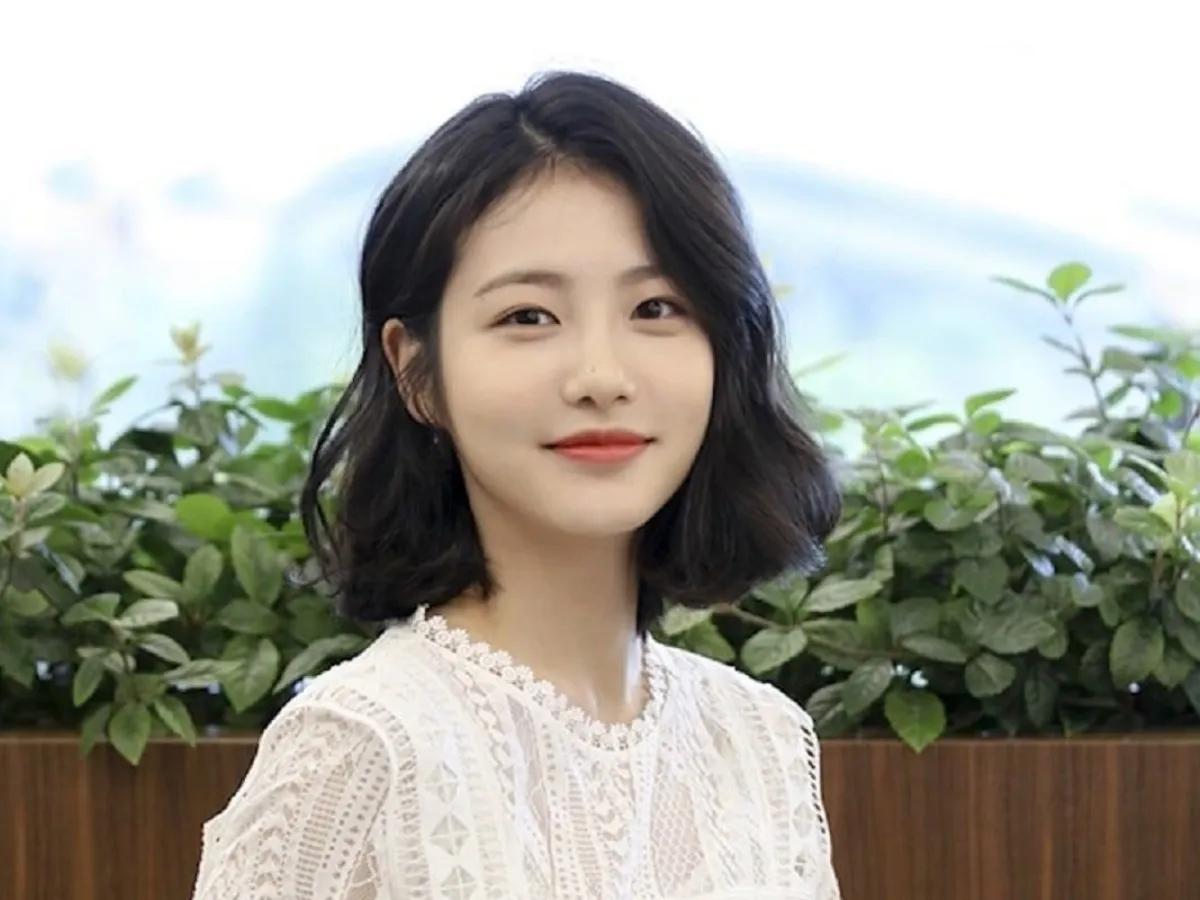 Shin Ye Eun is in talks to lead High School Queen