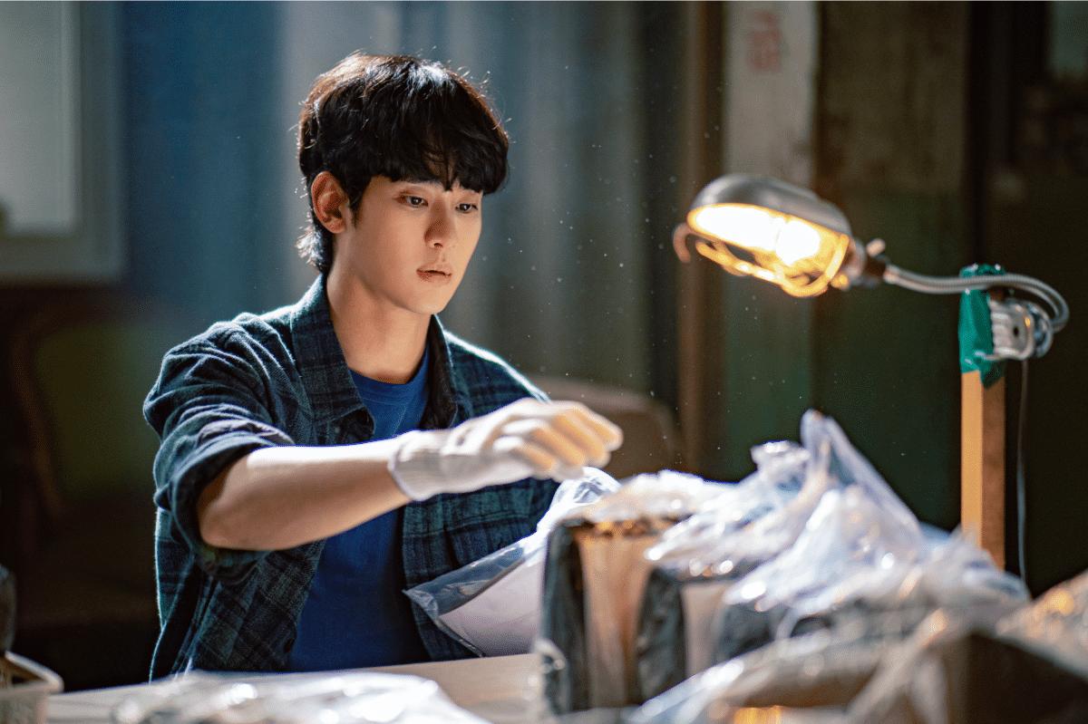 Kim Soo Hyun in Knock-Off. Image Disney+ Korea