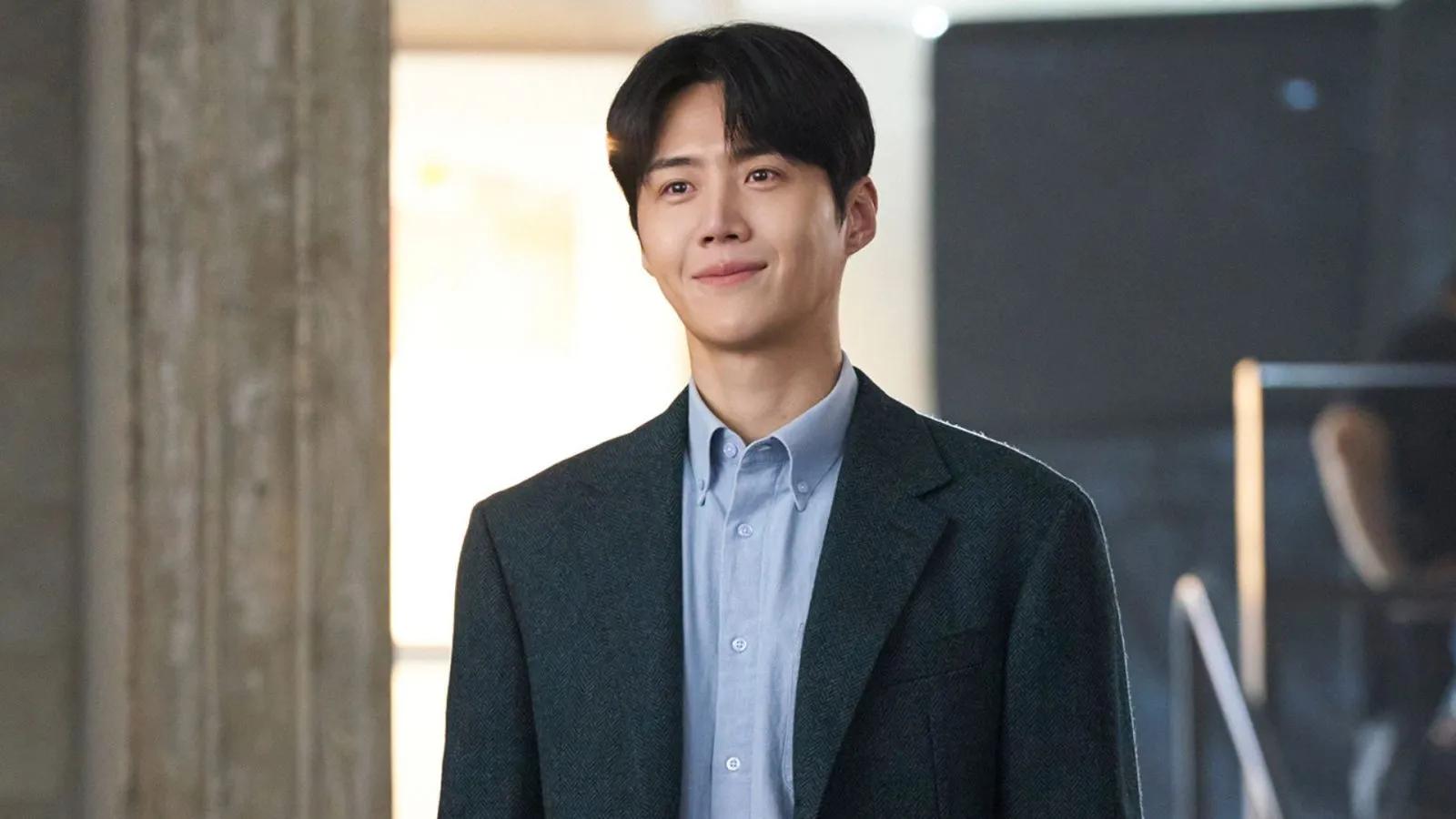 Kim Seon-ho in scene from Can This Love Be Translated. Netflix.