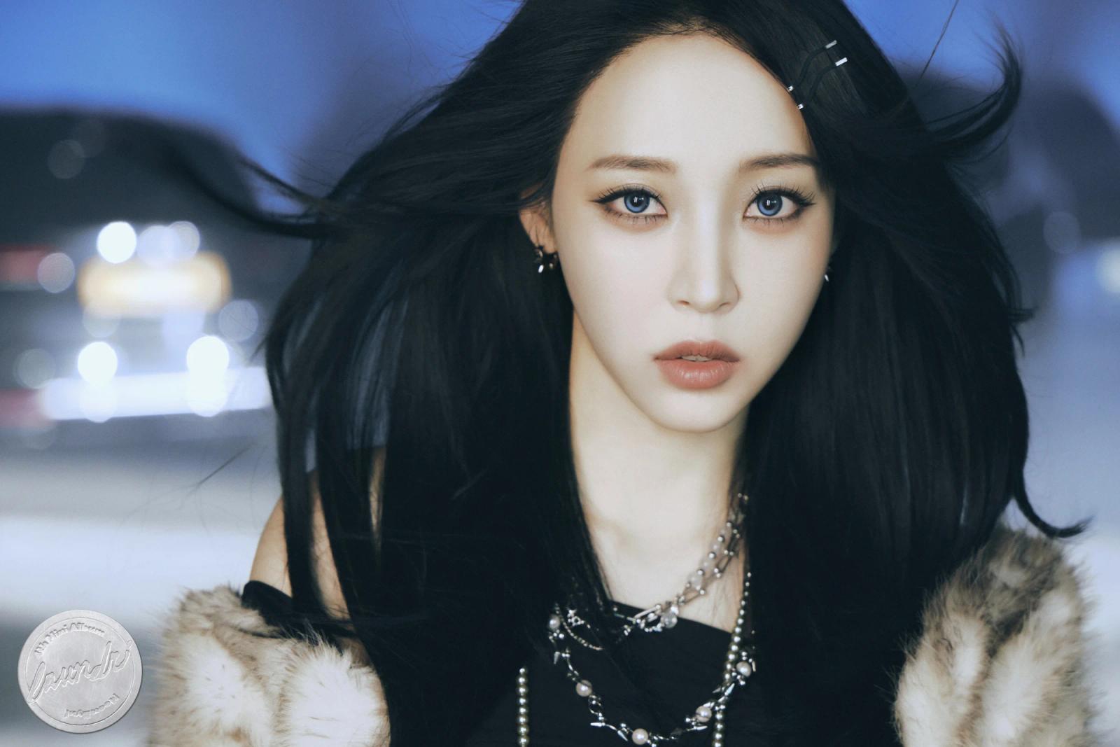 Moonbyul. RBW Entertainment