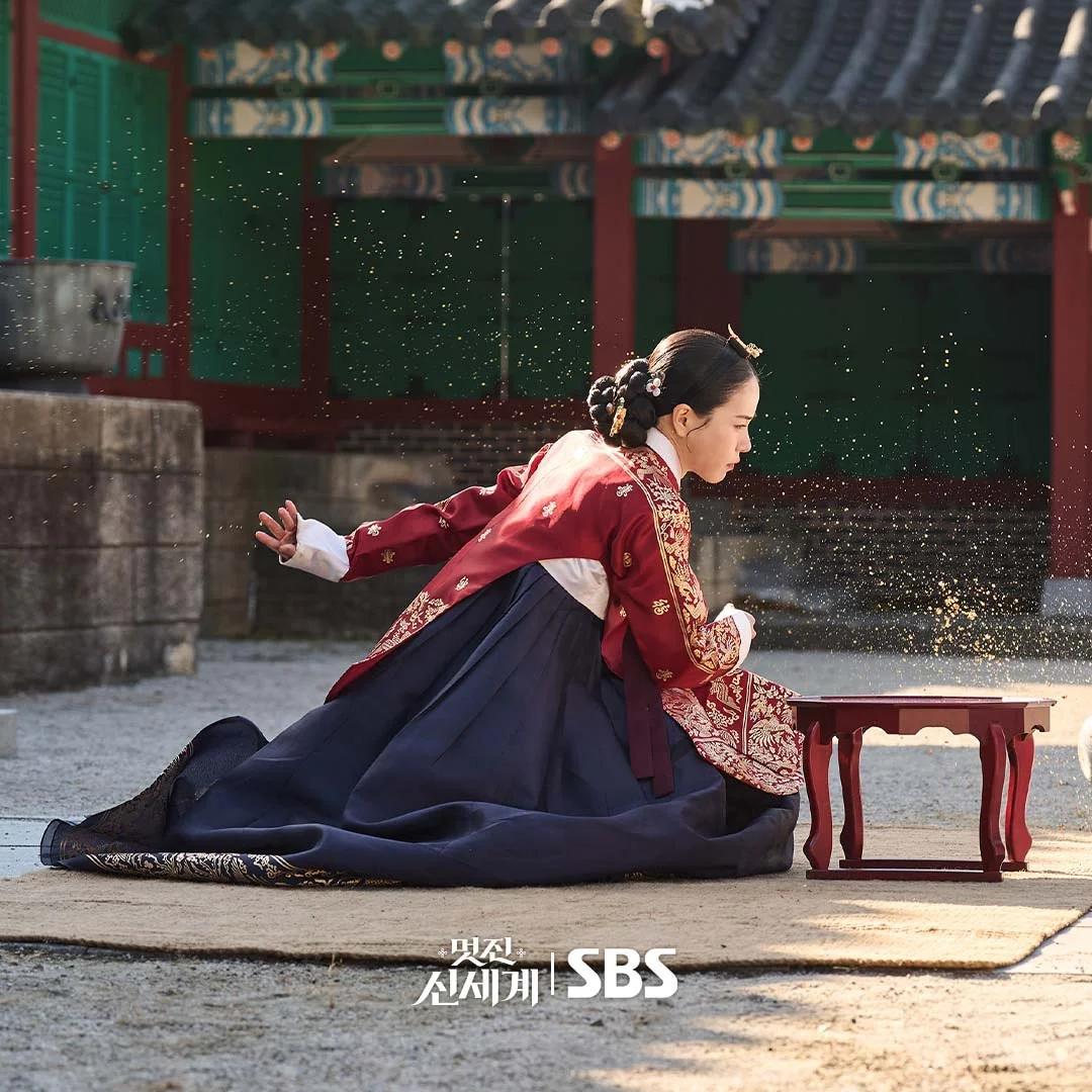 Official SBS still from My Royal Nemesis showing Lim Ji Yeon in Joseon Image: SBS