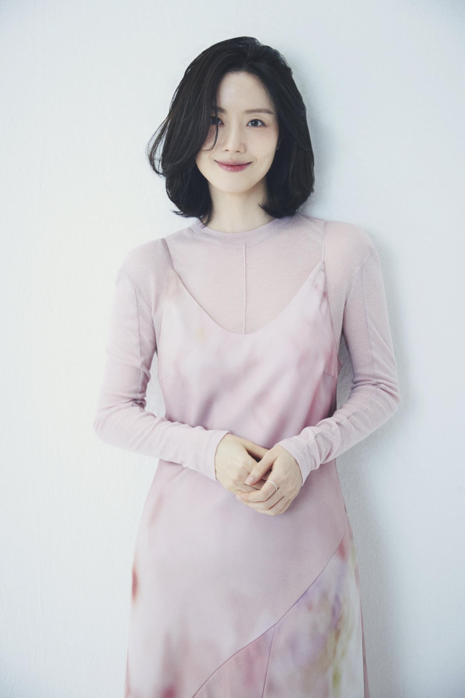 Moon Chae Won