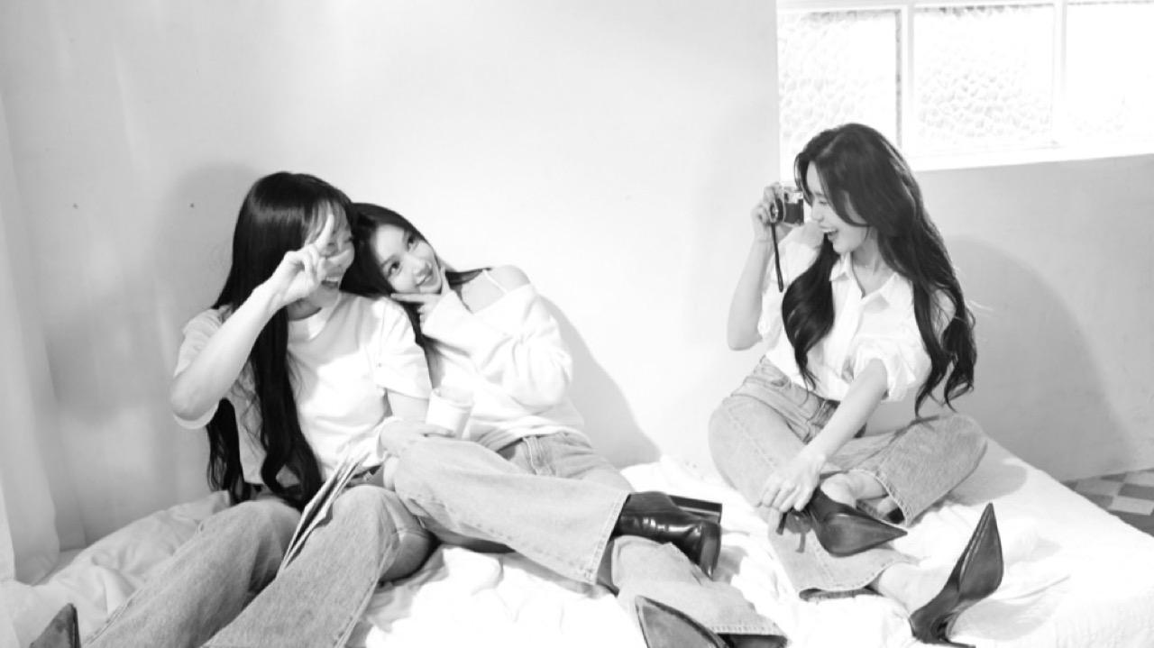 SeeYa members Nam Gyu-ri, Kim Yeon-ji, and Lee Bo-ram in 2026 reunion promotional photos